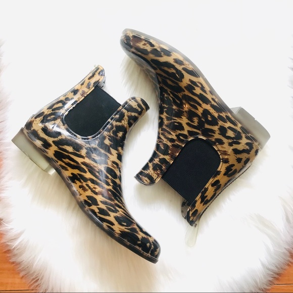 J. Crew Shoes - J.Crew Chelsea Leopard Short Rain Boots Size 10